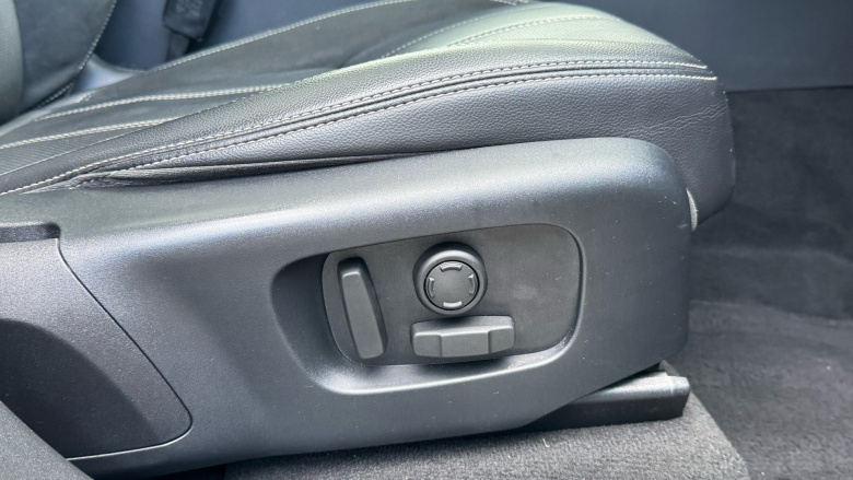 Land Rover Range Rover Velar 2.0 D180 R-Dynamic S 5dr Auto Diesel Estate